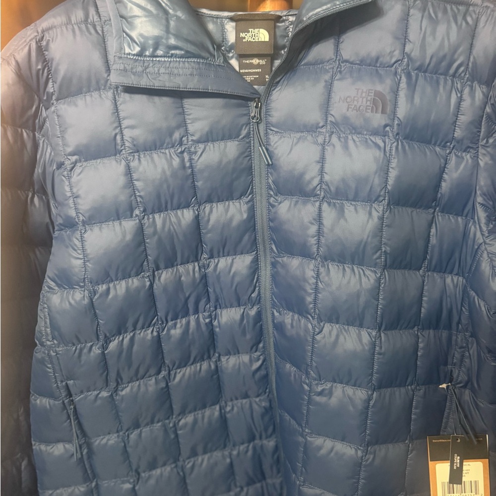 The North Face Men’s Quilted Blue Puffer Jacket